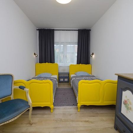 Central Apartment - Folk District Bratislava Eksteriør bilde